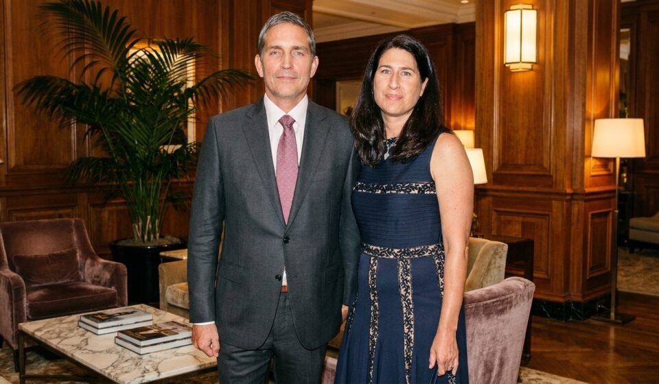 Kerri Browitt: The Quiet Life and Career of Jim Caviezel’s Wife Kerri Browitt
